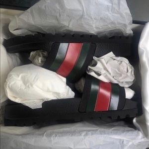 Gucci flip flops